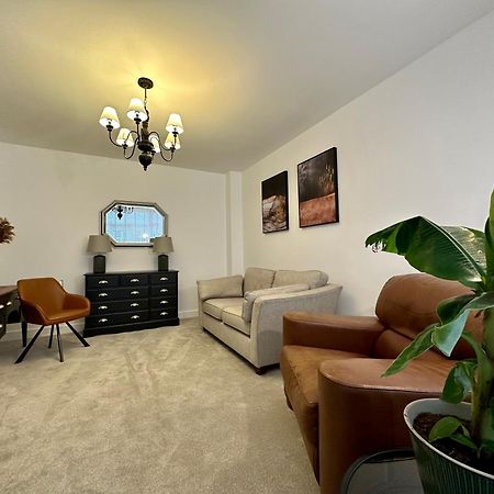 Clover Lodge Portsmouth Luxury Home With Off Road Free Parking Экстерьер фото